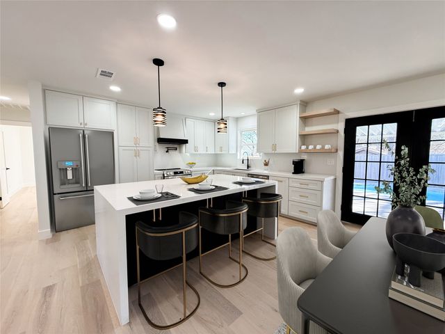 1004 Timber Creek Drive, Lewisville, TX 75067