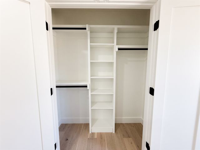 1004 Timber Creek Drive, Lewisville, TX 75067