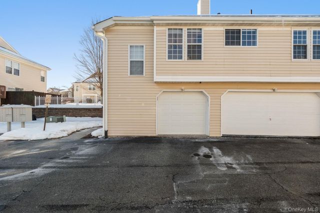 2913 Whispering Hills, Chester, NY 10918