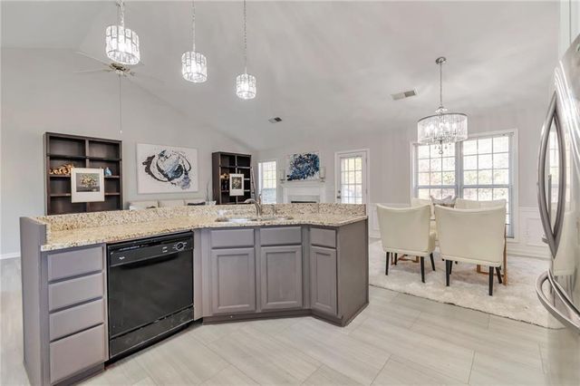 6895 Valley Forest Drive, Cumming, GA 30041