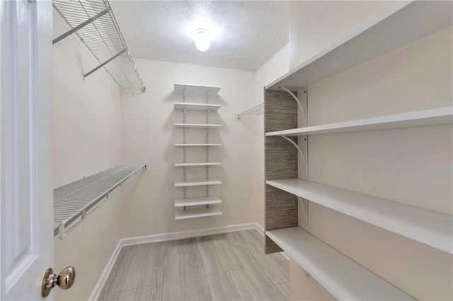 6895 Valley Forest Drive, Cumming, GA 30041