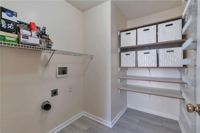 6895 Valley Forest Drive, Cumming, GA 30041