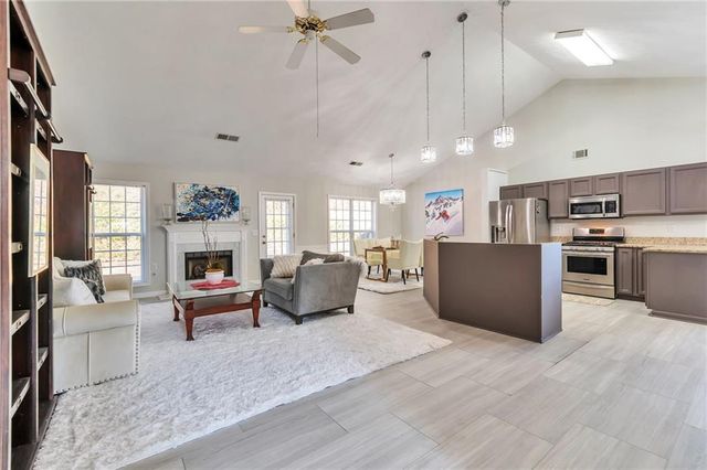 6895 Valley Forest Drive, Cumming, GA 30041