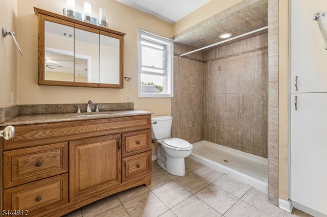 19 Willie St, Haledon Boro, NJ 07508