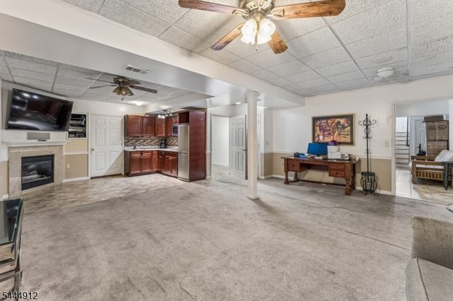 19 Willie St, Haledon Boro, NJ 07508