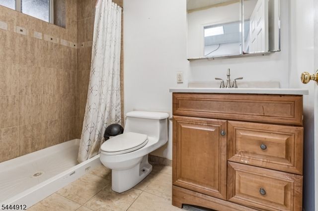 19 Willie St, Haledon Boro, NJ 07508