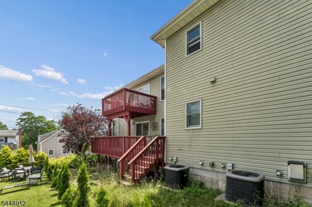 19 Willie St, Haledon Boro, NJ 07508