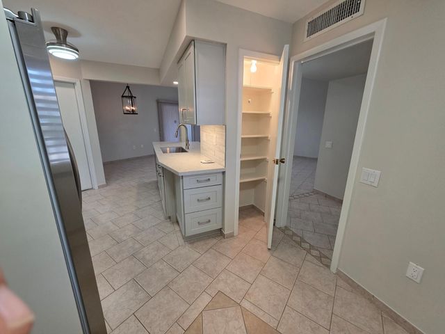 16863 N 103rd Avenue, Sun City, AZ 85351