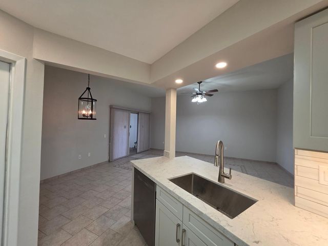 16863 N 103rd Avenue, Sun City, AZ 85351