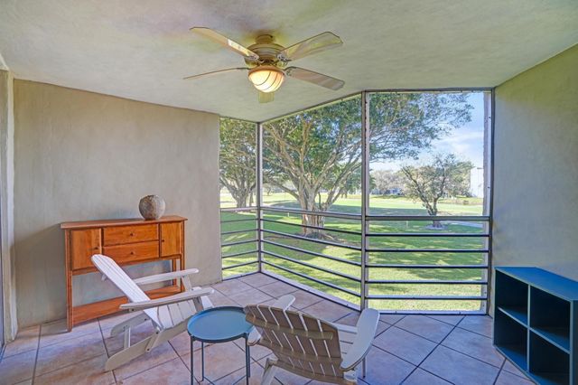 1831 Sabal Palm Drive 202, Davie, FL 33324