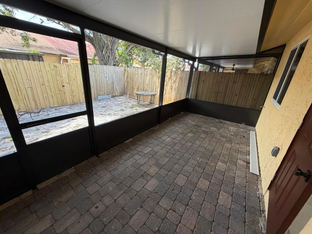 4329 NW 4th Avenue 4329, Pompano Beach, FL 33064