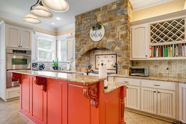 104 Lake Lou Ella Dr, Bullard, TX 75757