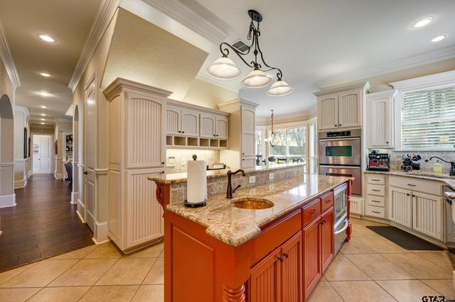 104 Lake Lou Ella Dr, Bullard, TX 75757