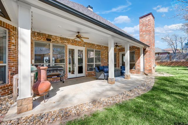 104 Lake Lou Ella Dr, Bullard, TX 75757