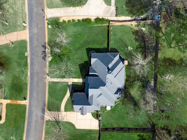 104 Lake Lou Ella Dr, Bullard, TX 75757