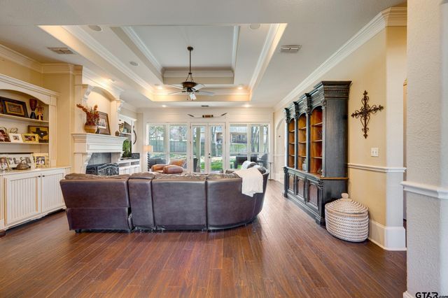 104 Lake Lou Ella Dr, Bullard, TX 75757