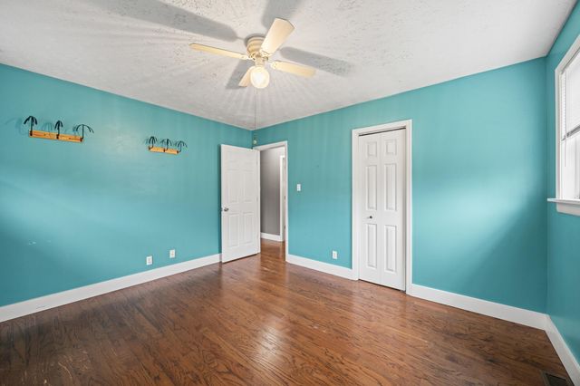 405 Chambers Street, Paris, KY 40361