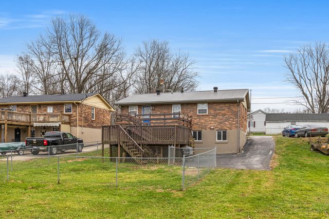 405 Chambers Street, Paris, KY 40361