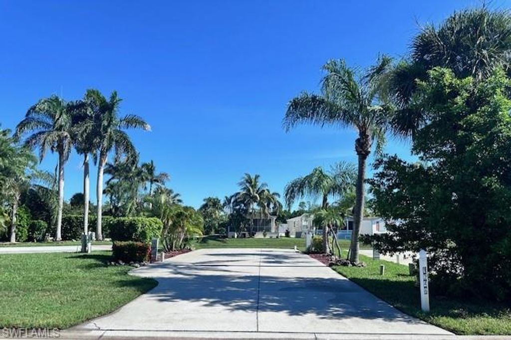 1246 Silver Lakes BLVD, NAPLES, FL 34114 — photo 2