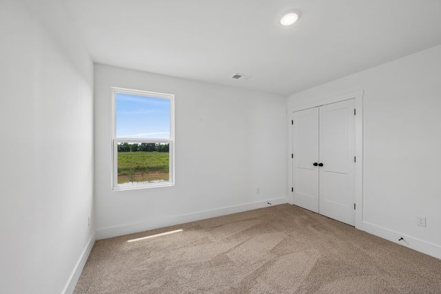 377 Kessel St, Lebanon, TN 37087