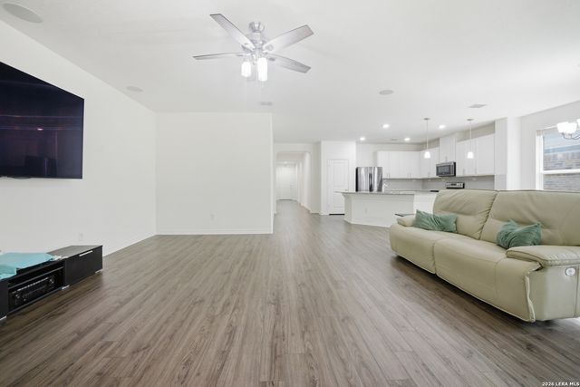 8075 San Mirienda, Boerne, TX 78015