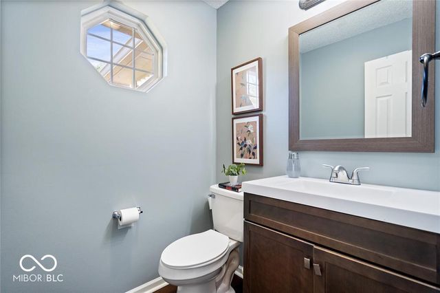 404 E Pine Ridge Drive, Westfield, IN 46074