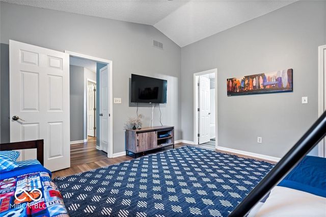 404 E Pine Ridge Drive, Westfield, IN 46074