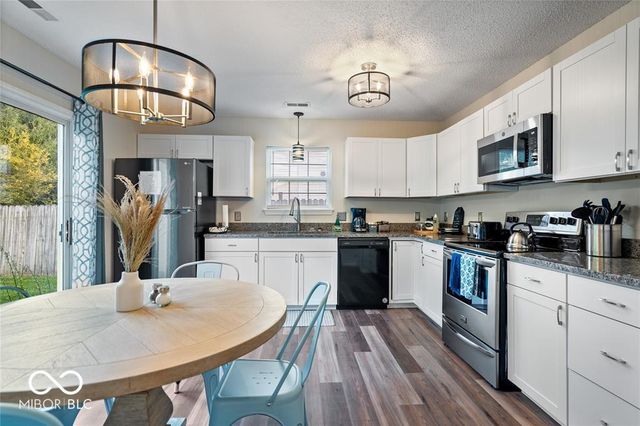 404 E Pine Ridge Drive, Westfield, IN 46074