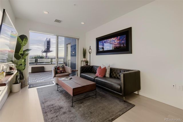 1616 S Broadway 202, Denver, CO 80210