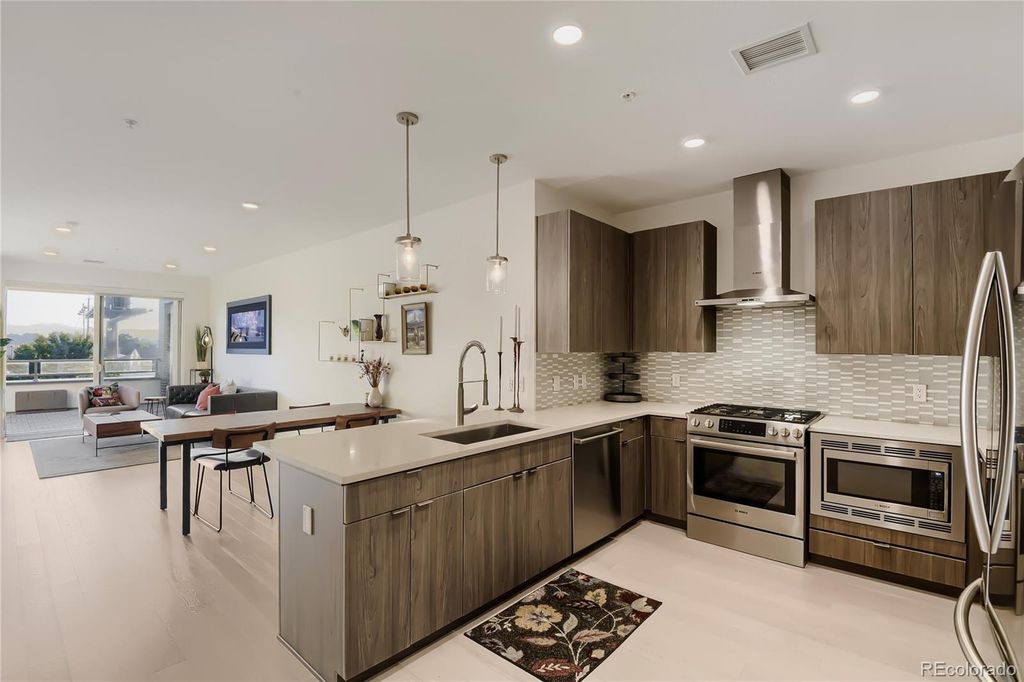 1616 S Broadway 202, Denver, CO 80210