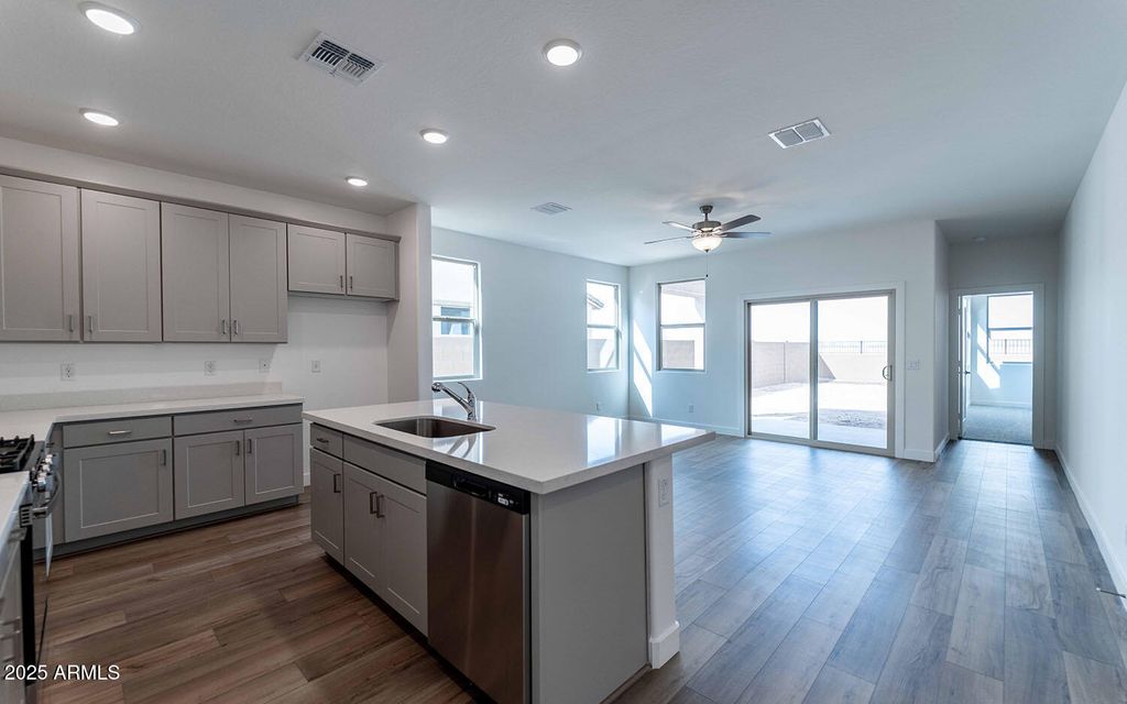 17585 N BOLERNO Drive, Maricopa, AZ 85138 — photo 3