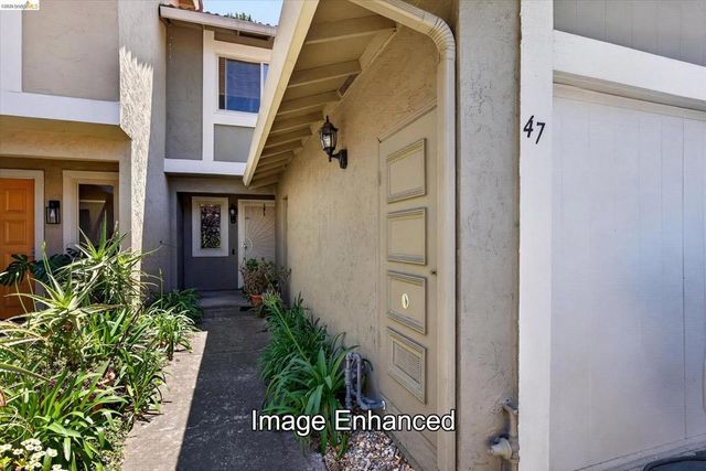 47 Turtle Creek St, Oakland, CA 94605