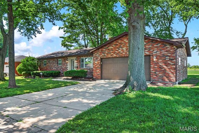 2657 Angela Drive, Granite City, IL 62040