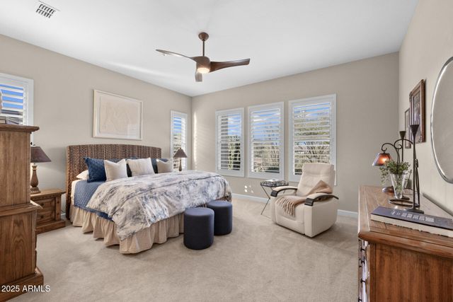 17946 E CINDERCONE Road, Rio Verde, AZ 85263