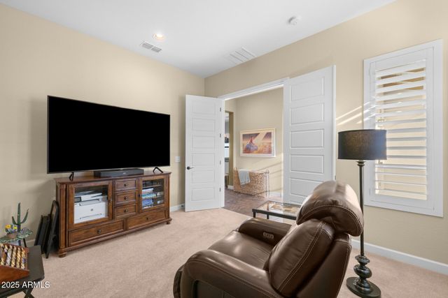 17946 E CINDERCONE Road, Rio Verde, AZ 85263