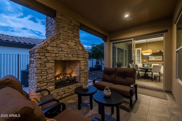 17946 E CINDERCONE Road, Rio Verde, AZ 85263