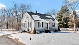 11 Peggy Lane, Farmington, CT 06032