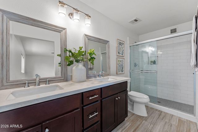 2933 E FAIRMOUNT Avenue, Phoenix, AZ 85016
