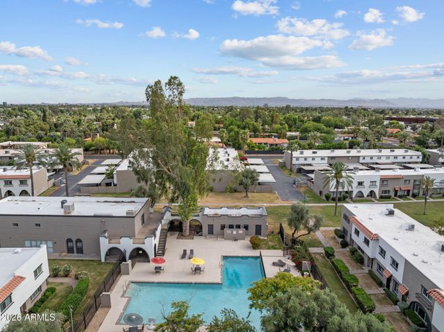 2933 E FAIRMOUNT Avenue, Phoenix, AZ 85016