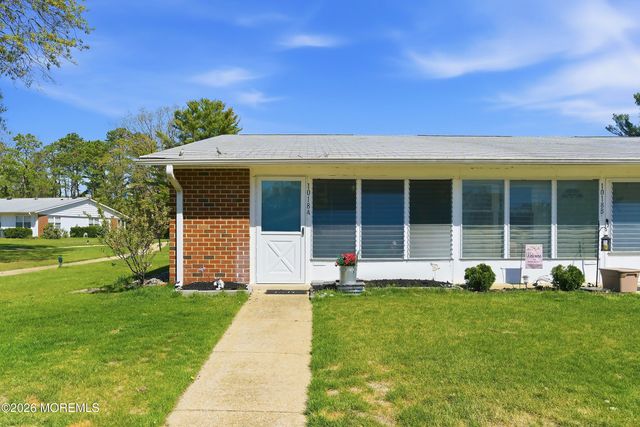 1018A Aberdeen Drive, Lakewood, NJ 08701