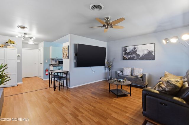 1018A Aberdeen Drive, Lakewood, NJ 08701
