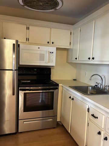 4 Sussex, West Palm Beach, FL 33417