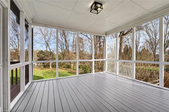 196 Oakmont Drive, Advance, NC 27006