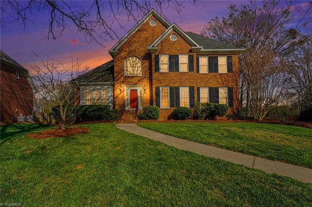 196 Oakmont Drive, Advance, NC 27006