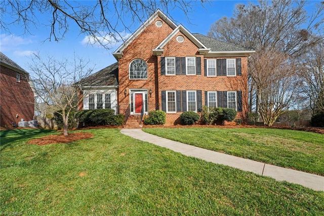 196 Oakmont Drive, Advance, NC 27006