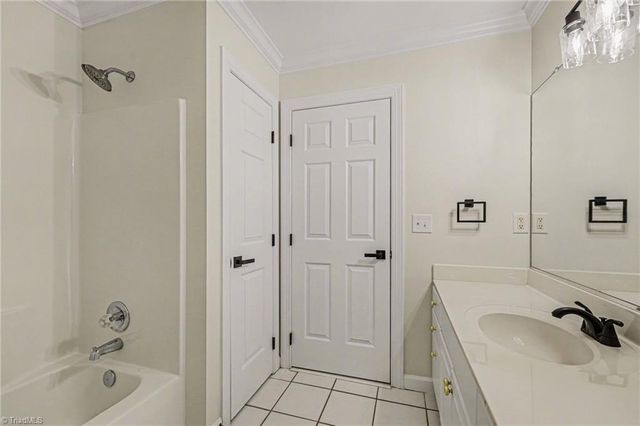 196 Oakmont Drive, Advance, NC 27006