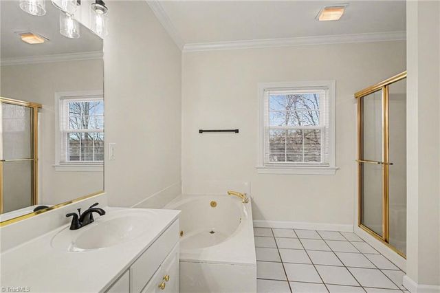 196 Oakmont Drive, Advance, NC 27006