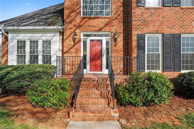 196 Oakmont Drive, Advance, NC 27006