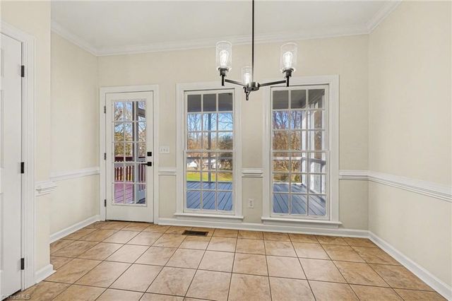 196 Oakmont Drive, Advance, NC 27006