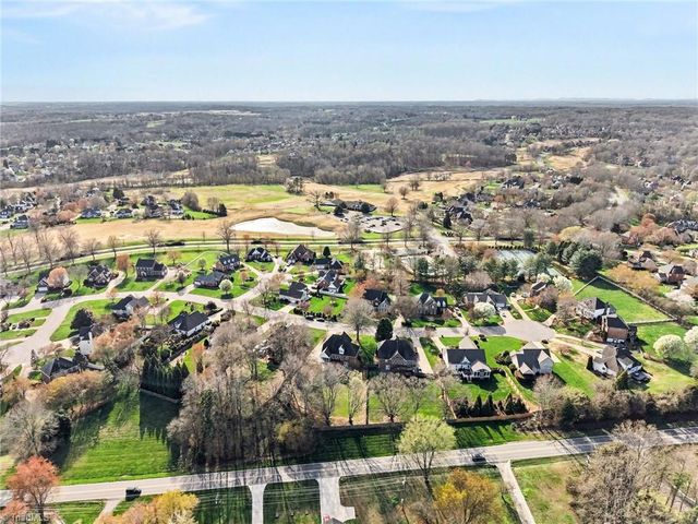 196 Oakmont Drive, Advance, NC 27006